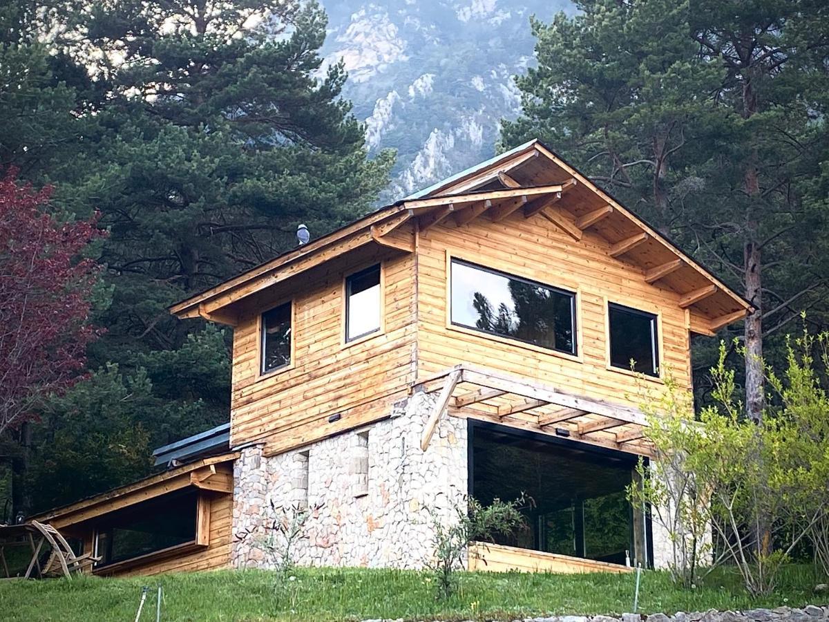 فيلا El Refugi De La Torre Espinalbet Castellar del Riu المظهر الخارجي الصورة